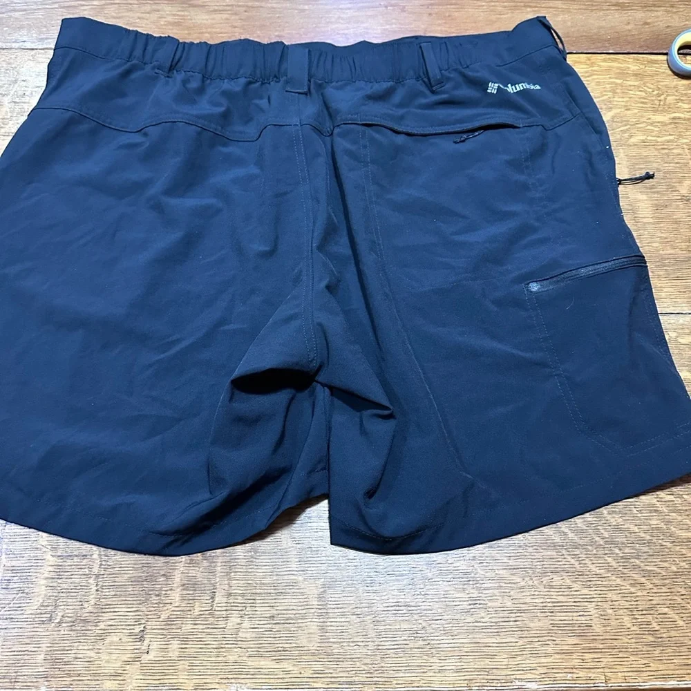 Columbia men’s sz 42 lightweight outdoor shorts hiking‎ golf black